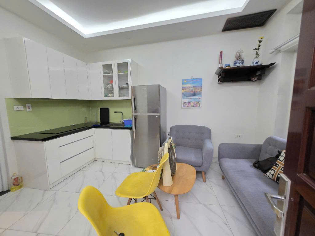 Bán lô đất 53m² phố Quan Nhân, ngõ ô tô thông, mặt tiền 5m, giá 13 tỷ